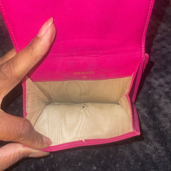 Chanel Pink Wallet - Picture 2 of 9